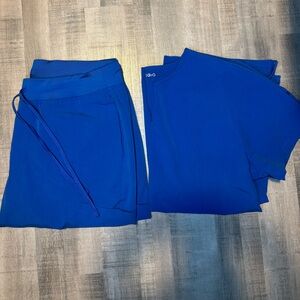 Mandaoo Women's Blue Scrub Top